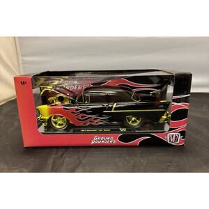 M2 Machines 1957 Chevrolet 150 Sedan Blk/Flames Ground Pounders CHASE 1:24 R122